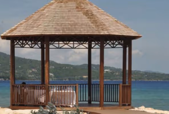 Gazebo St. James