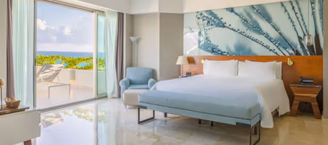 Deluxe Oceanfront with Terrace