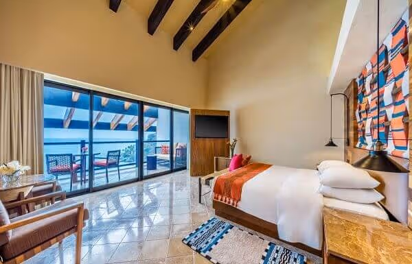 One Bedroom Plunge Pool Suite King