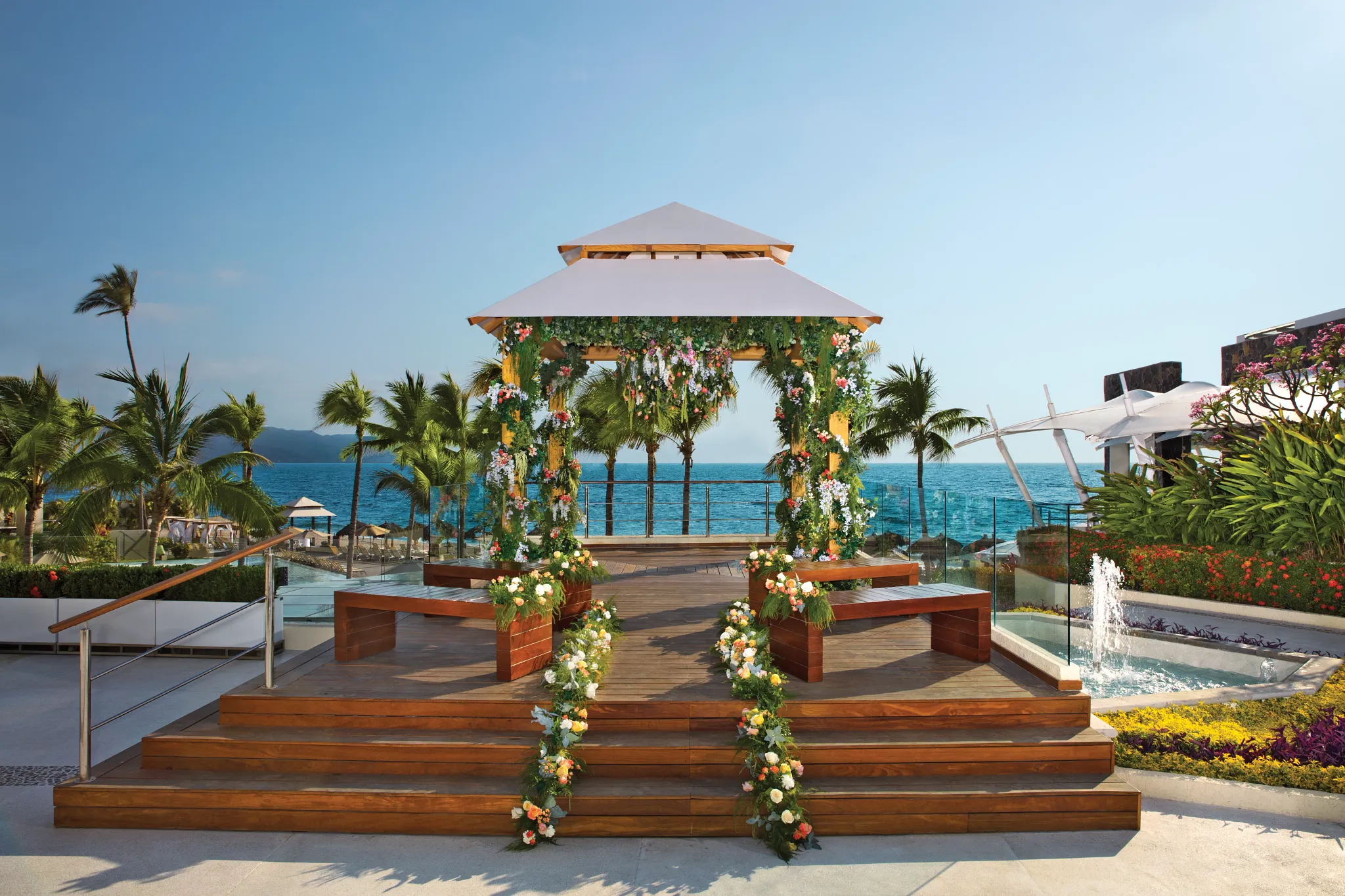 dreams vallarta bay gazebo destination wedding mexico | dreams ultimate wedding package