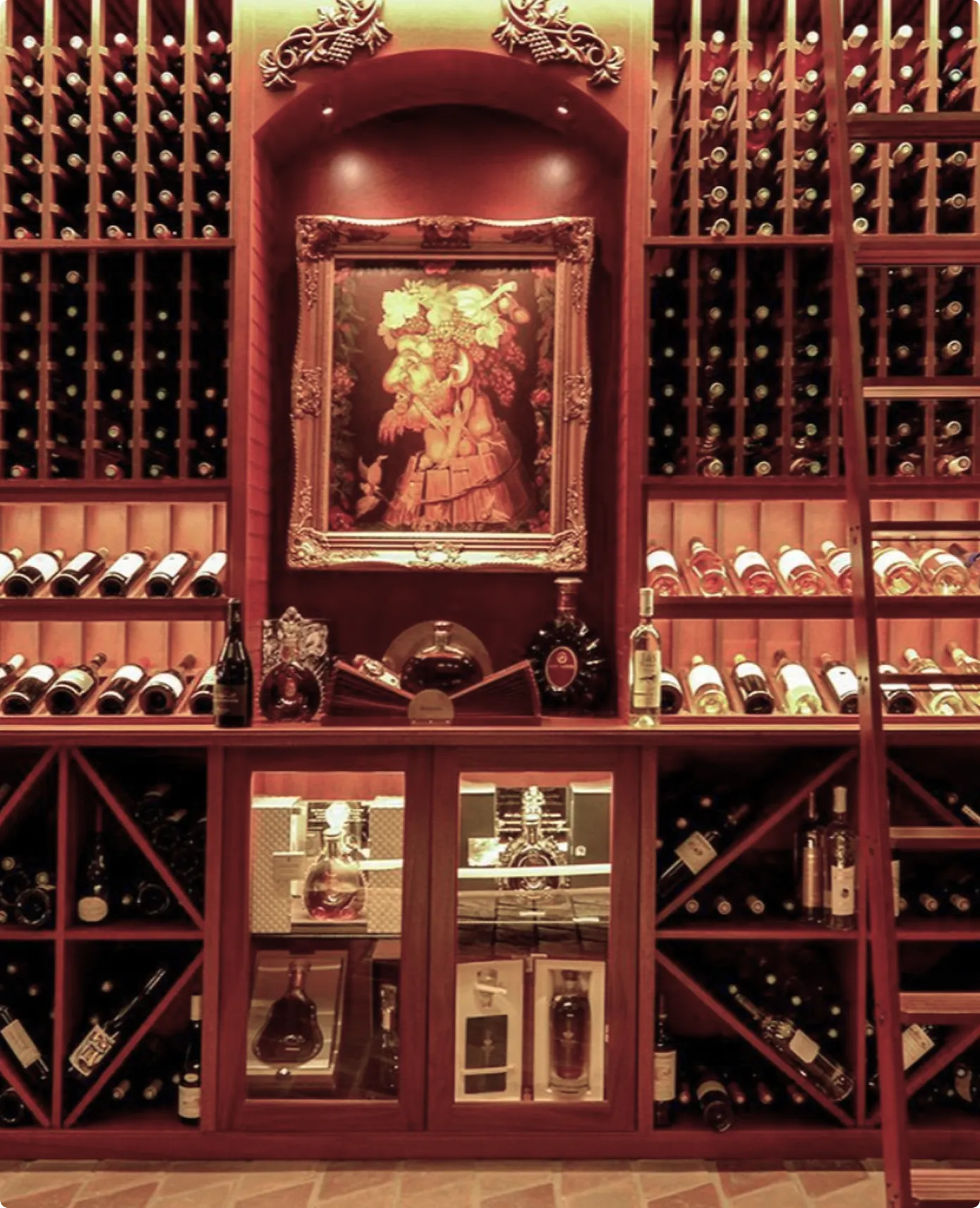 Website pricing page with two plans: Starter Plan at $499/month and Premium Plan at $699/month, showing features and a toggle for Monthly and Yearly billing.