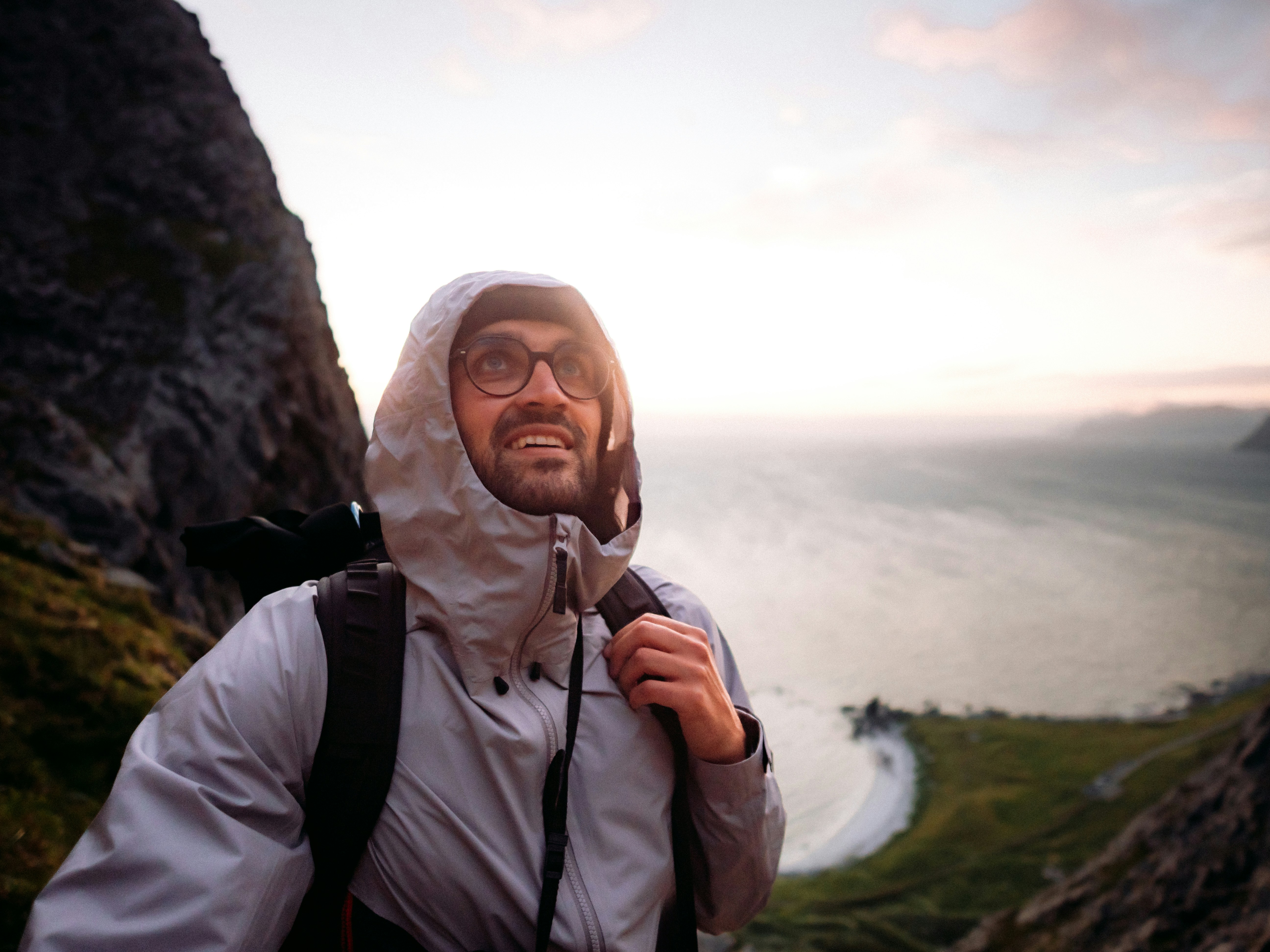 [background image] image of picturesque nearby location (for a bed & breakfast)