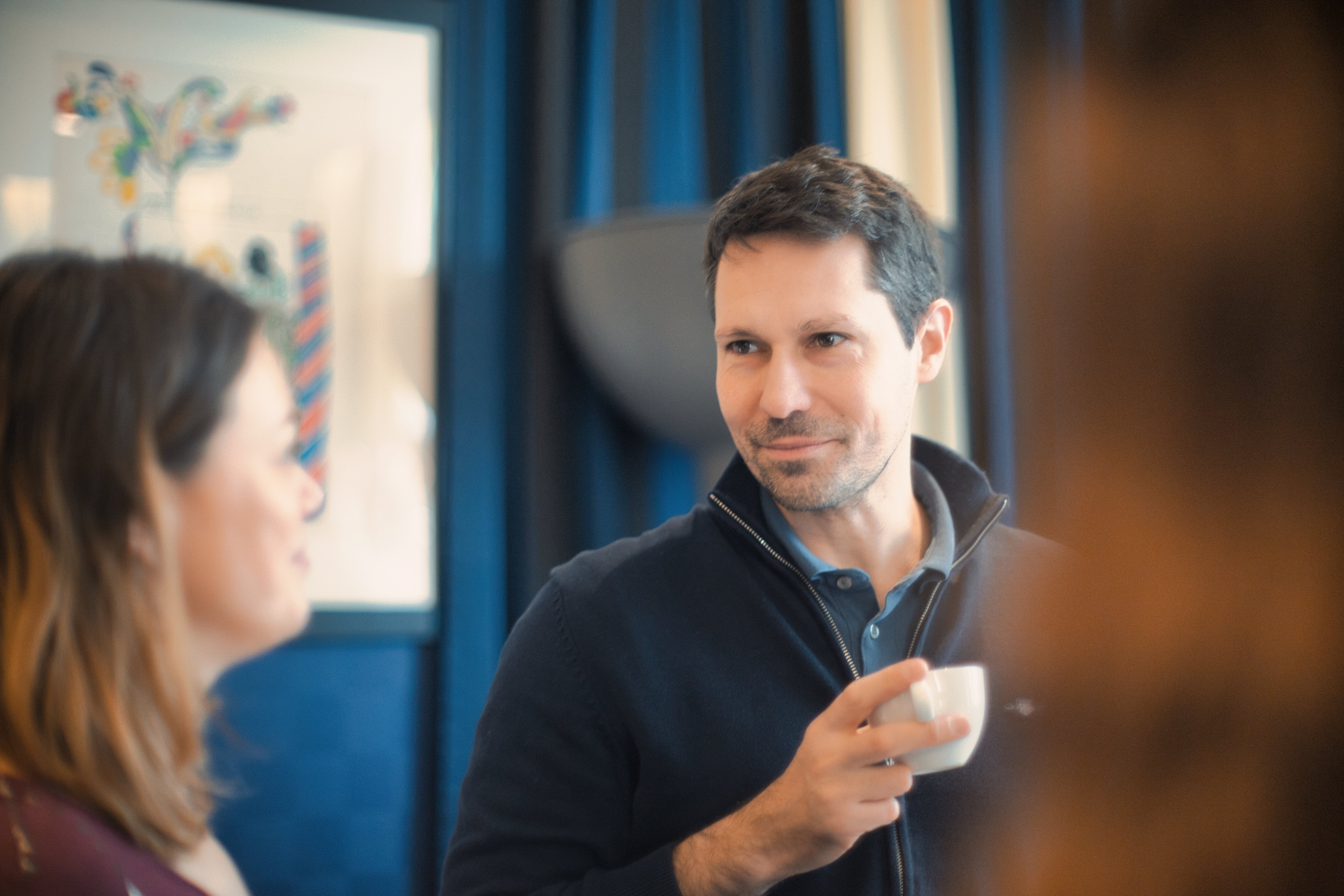 Discussion pendant la pause café