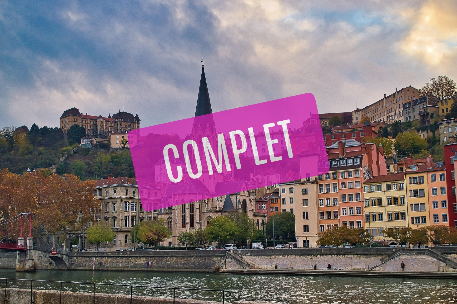 Formation Créat à Lyon : la session est complète, avec les quais de Saône et le Vieux Lyon en arrière-plan.