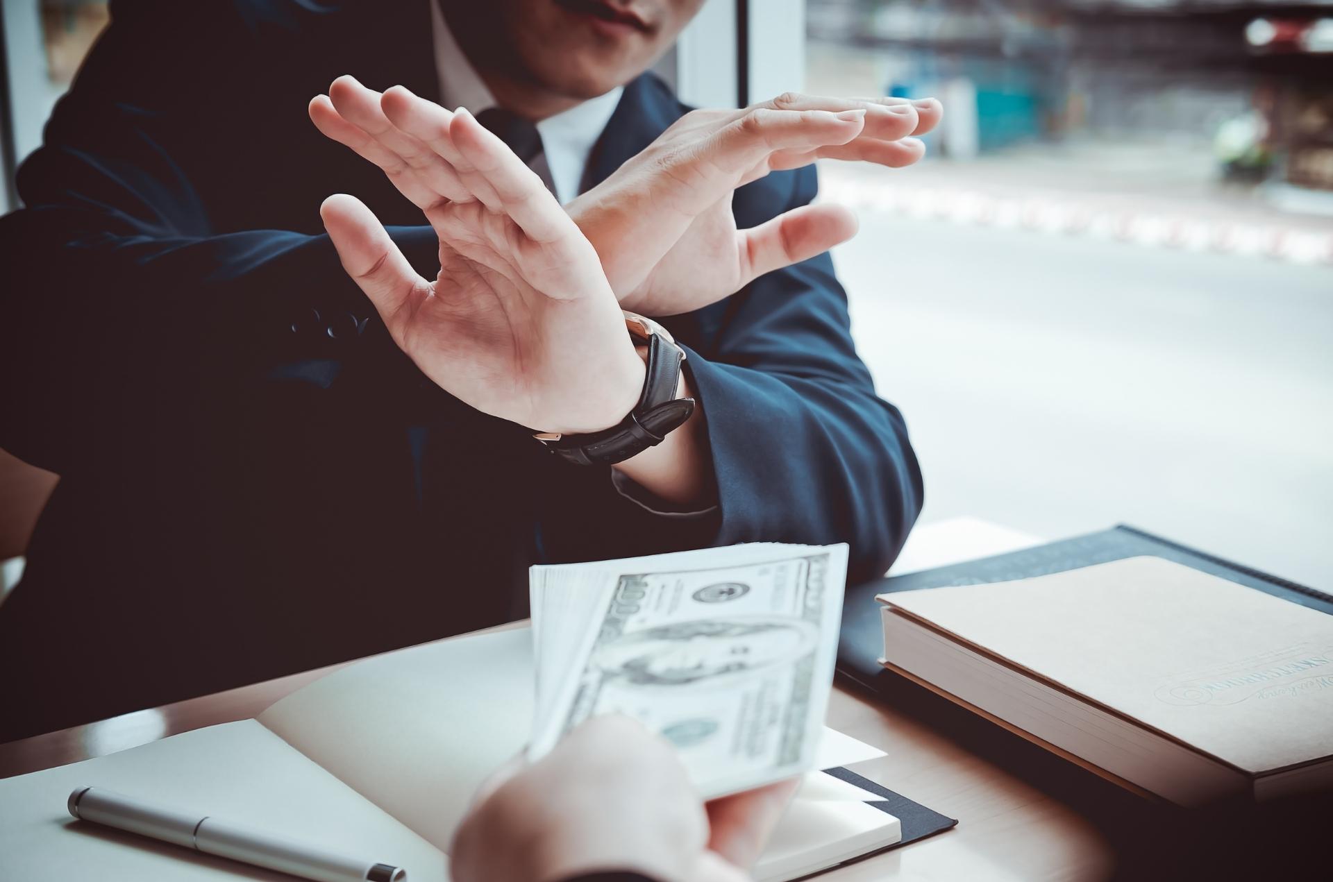 Evidence Based : Devriez-vous investir avec un CGP ?