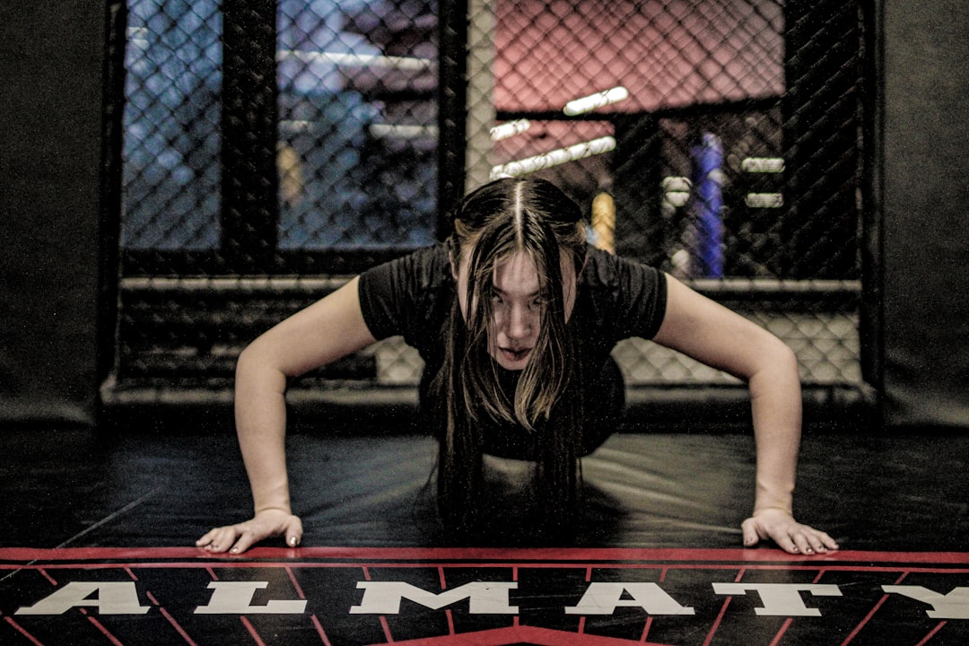 Still from Lady Dogs