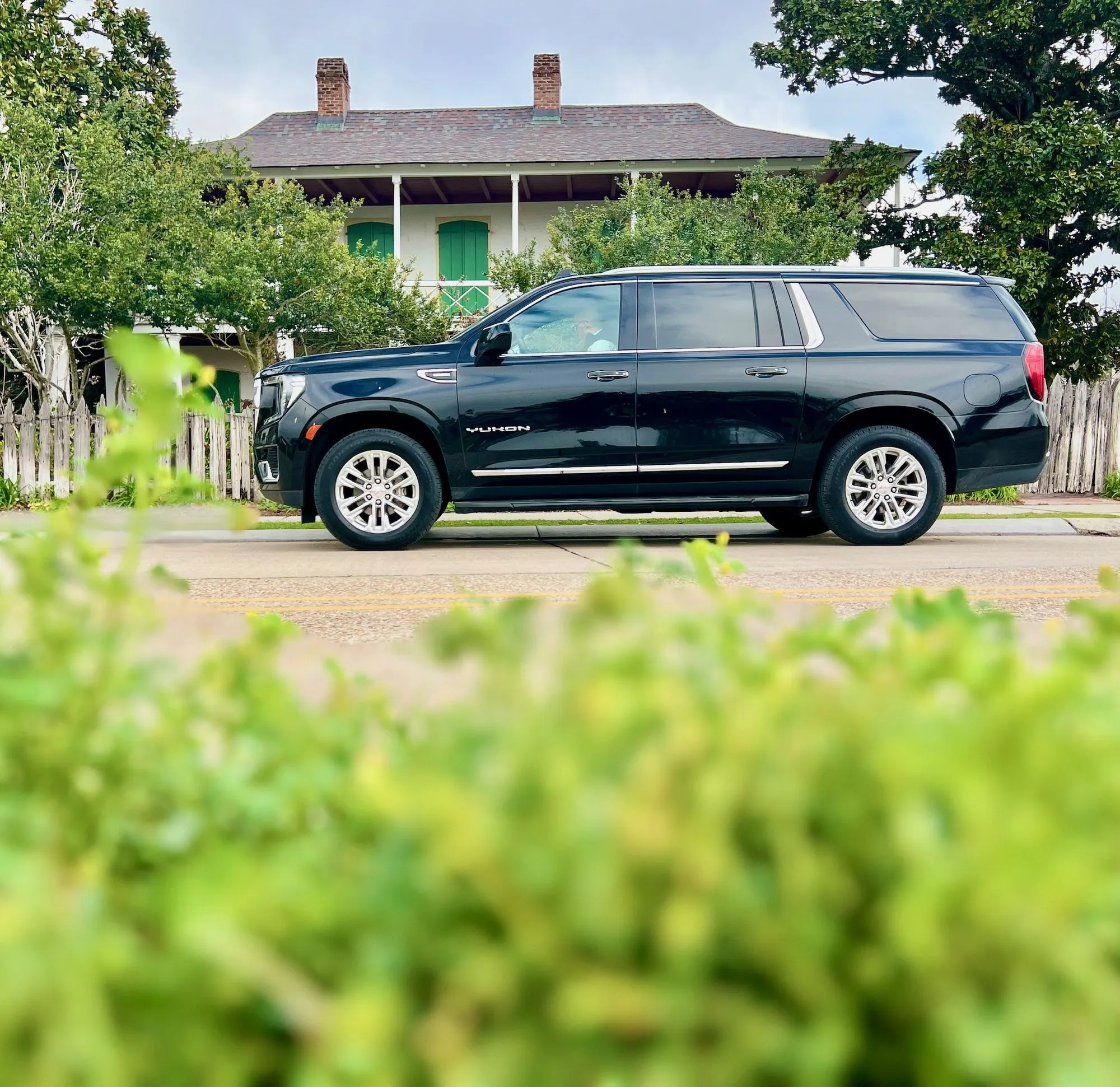Side view of a black SUV parked in New Orleans