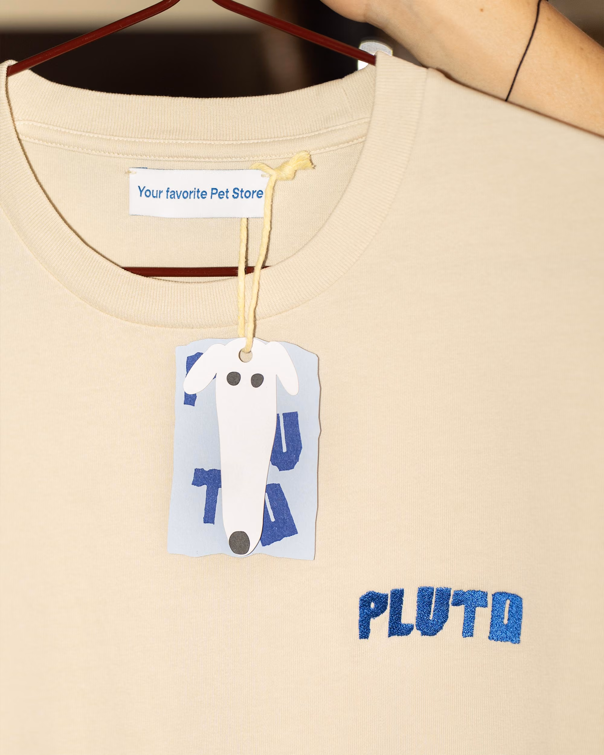 Pluto Pet Store Praha. Merch. Triko. Vaněk.Studio Vizuální styl