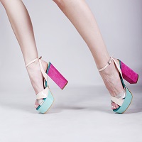 SANDALIA CARMEN - Charol / Cuero Vacuno/Gamuza / Forro Vacuno /