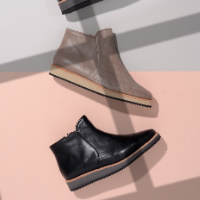 UltraLight Super Soft Boots