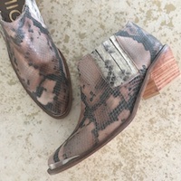 BOTA CORTA REPTIL EAST