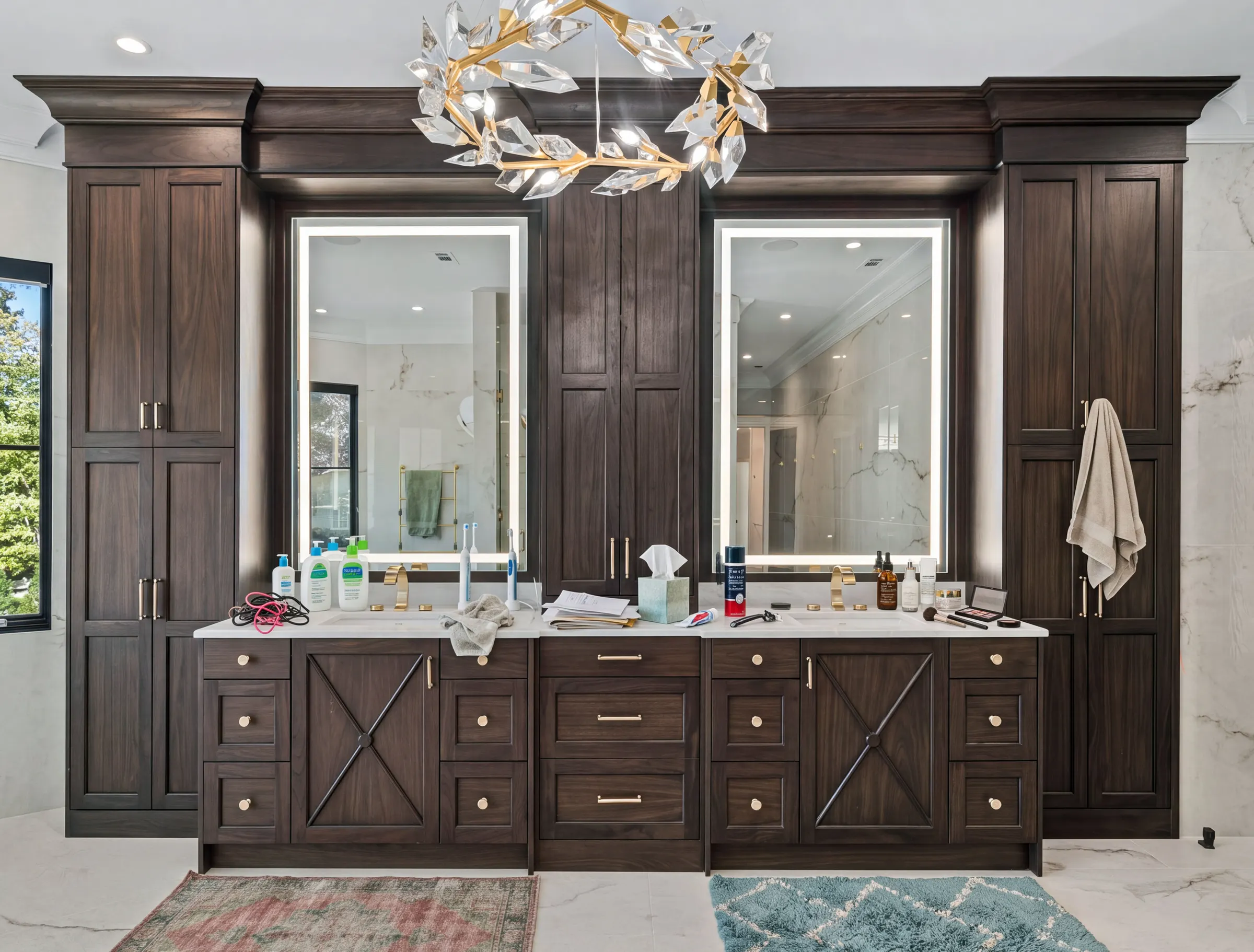 Bathroom before virtual decluttering