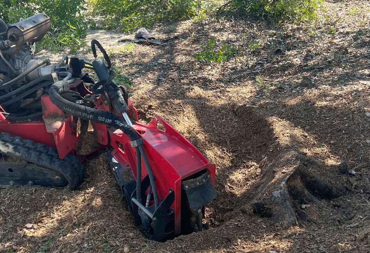 Stump grinder grinding