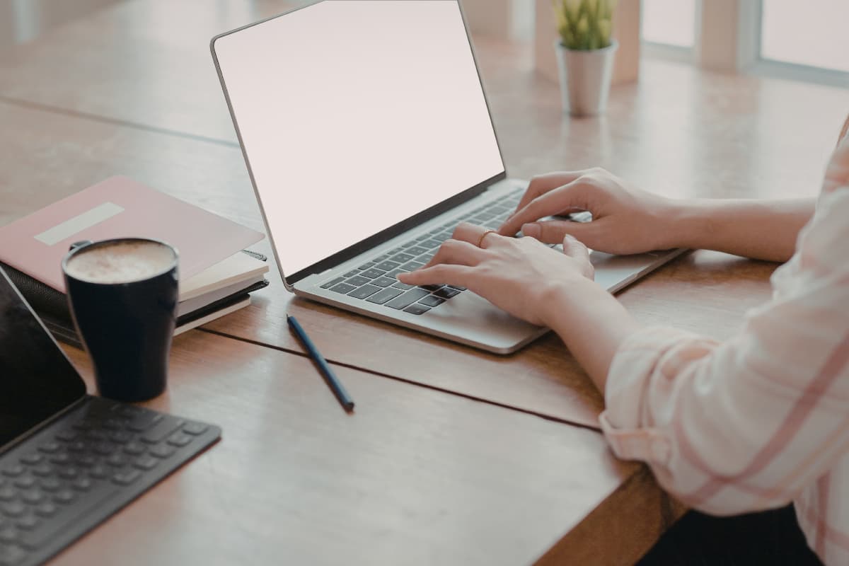 Helpdesk and support services for local businesses