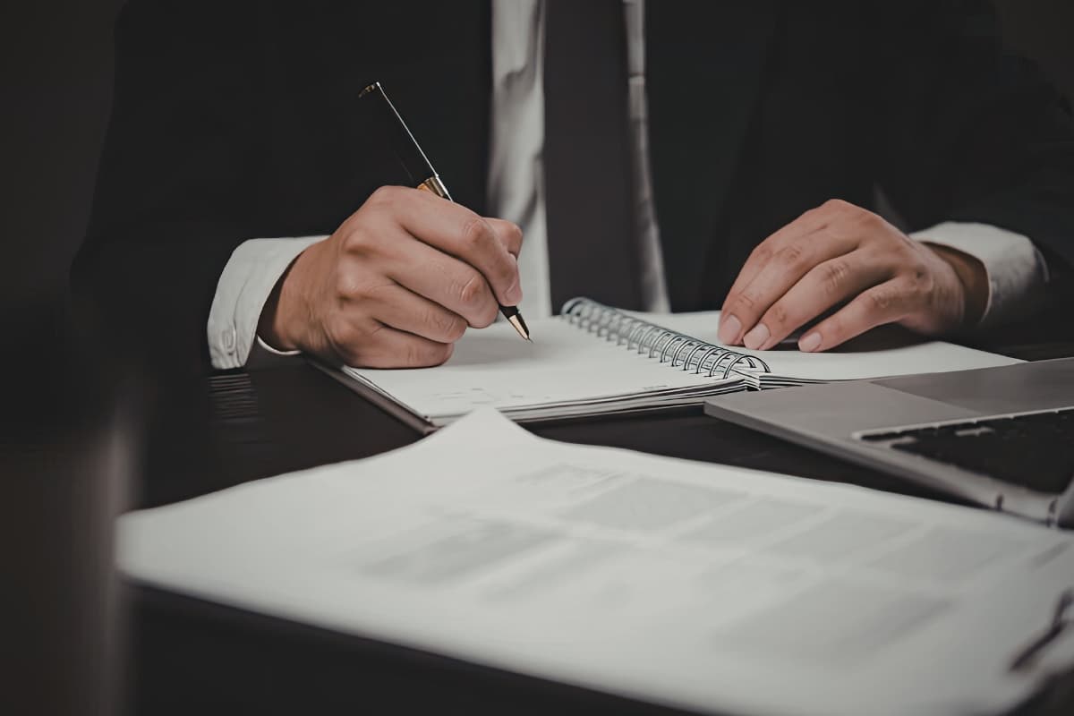 Bay area attorney working with documents and supported by IT managed by PCC