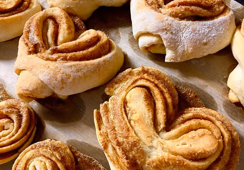 Herzförmige Brötchen