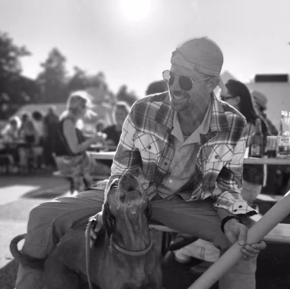 Review avatar picture of male person