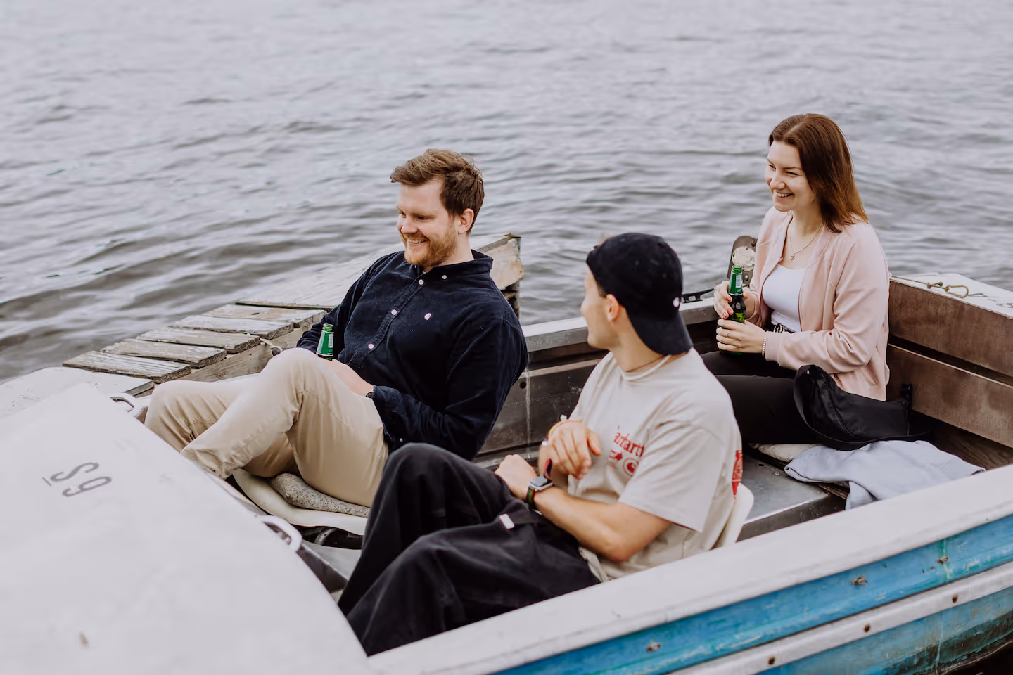 Recare Teammitglieder bei der Zusammenarbeit