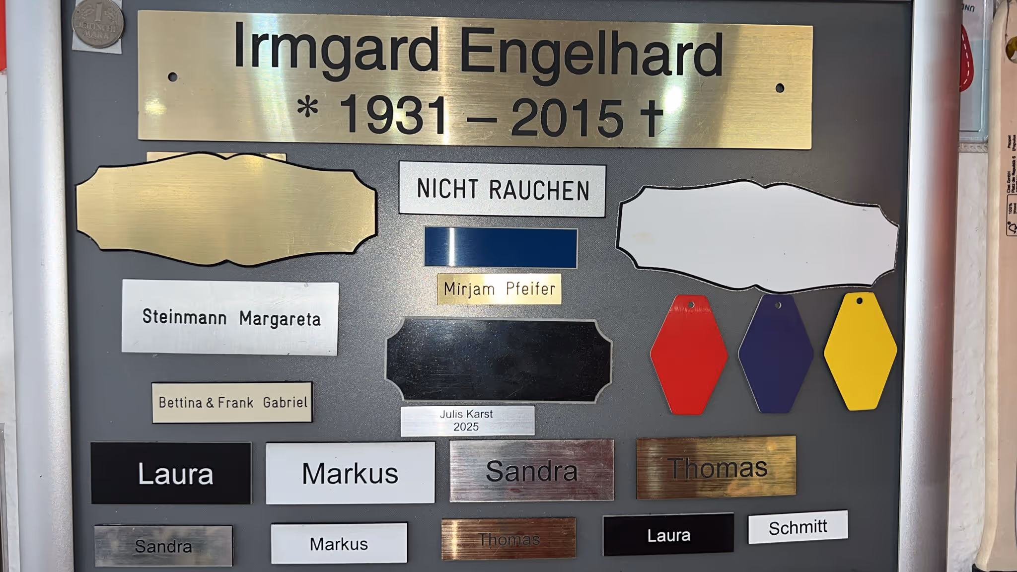 Gravuren und Schilder in Heppenheim