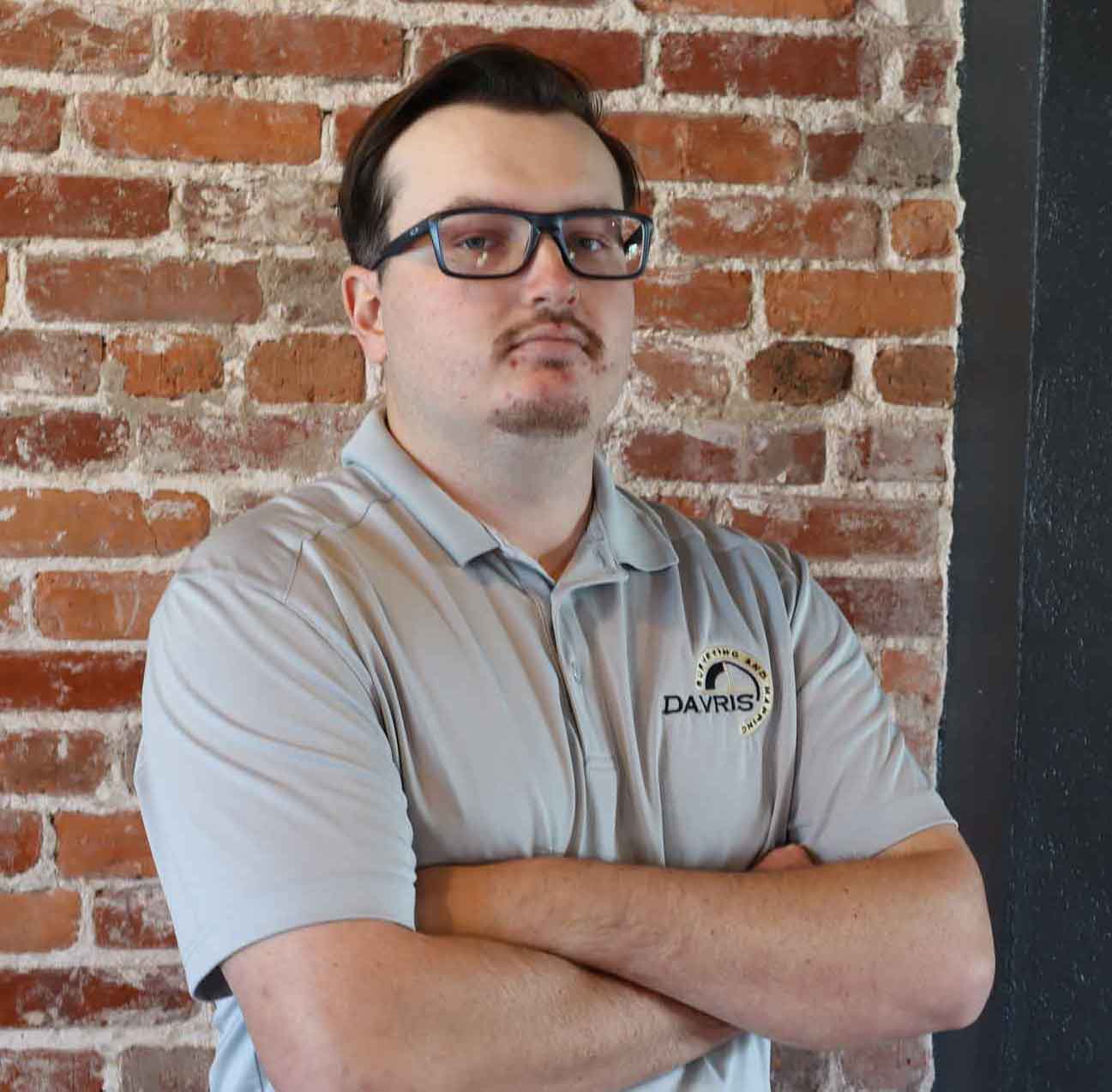 Davris team member.