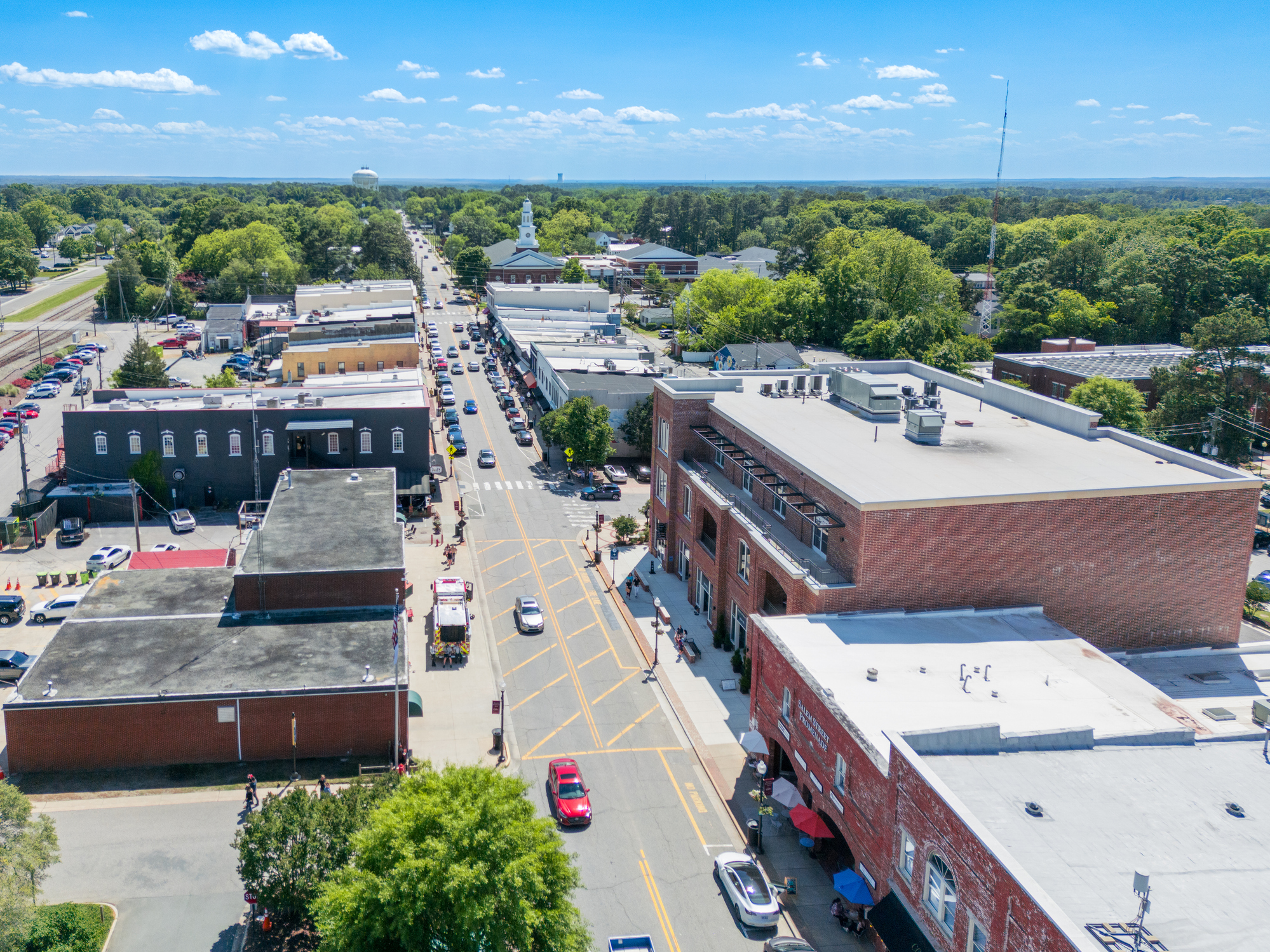 <subject>[background image] image of a city skyline (for a social media and communication)</subject>