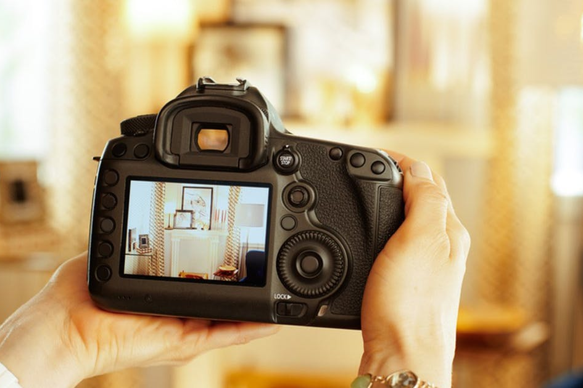 Mastering the Art of Quality Photos: Tips for Efficient Approval with HOMEE