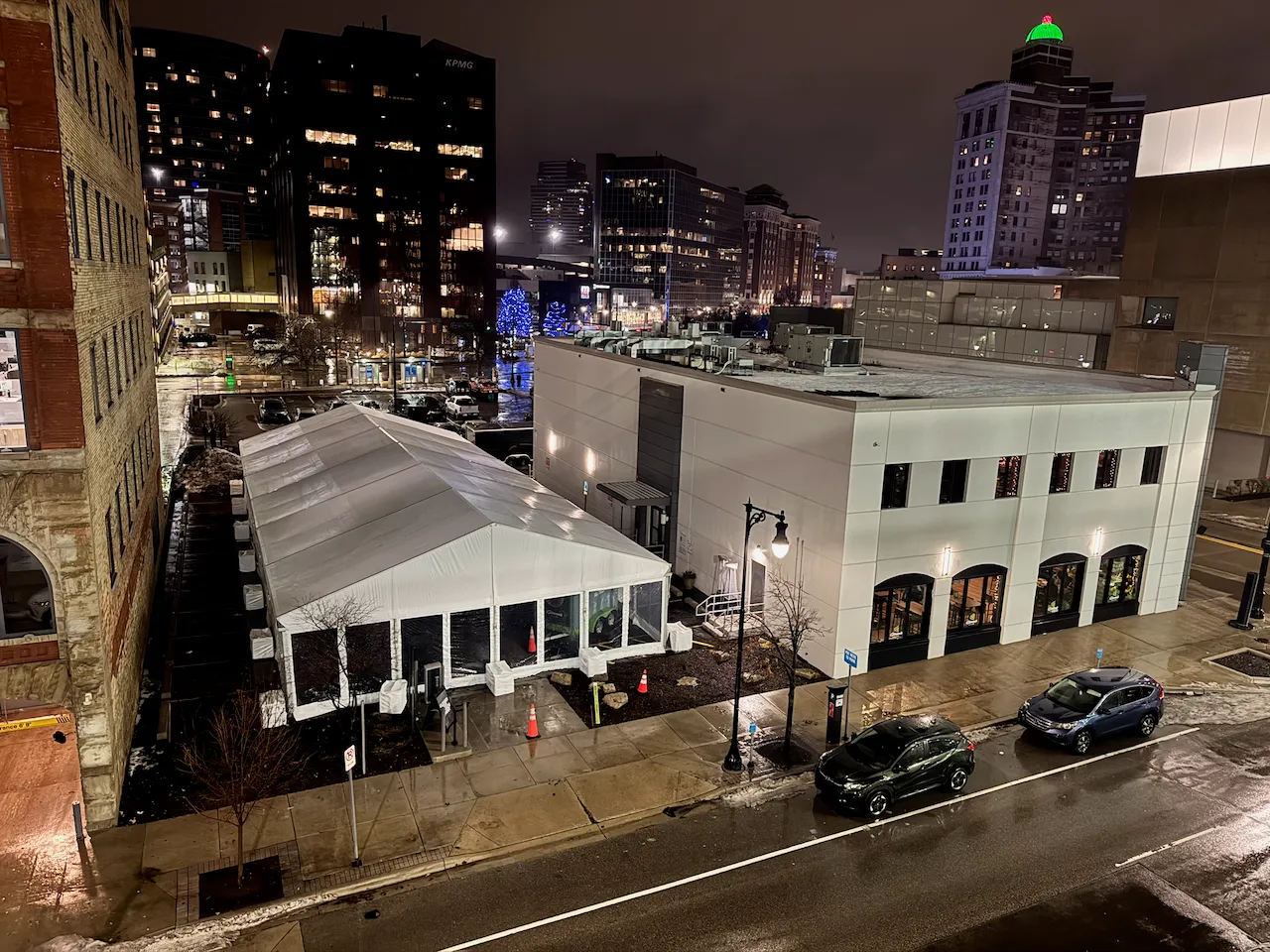 Modern hospitality-driven development with a ground-floor restaurant space