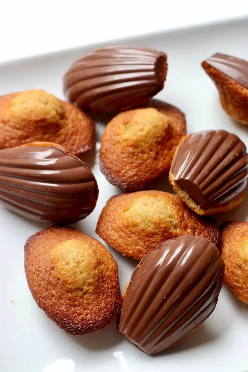 Madeleines au chocolat artisanales pour petit-déjeuner d'entreprise — L'Écrin des Terroirs