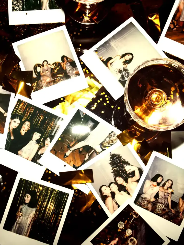 Guest prints from a photo booth at an event