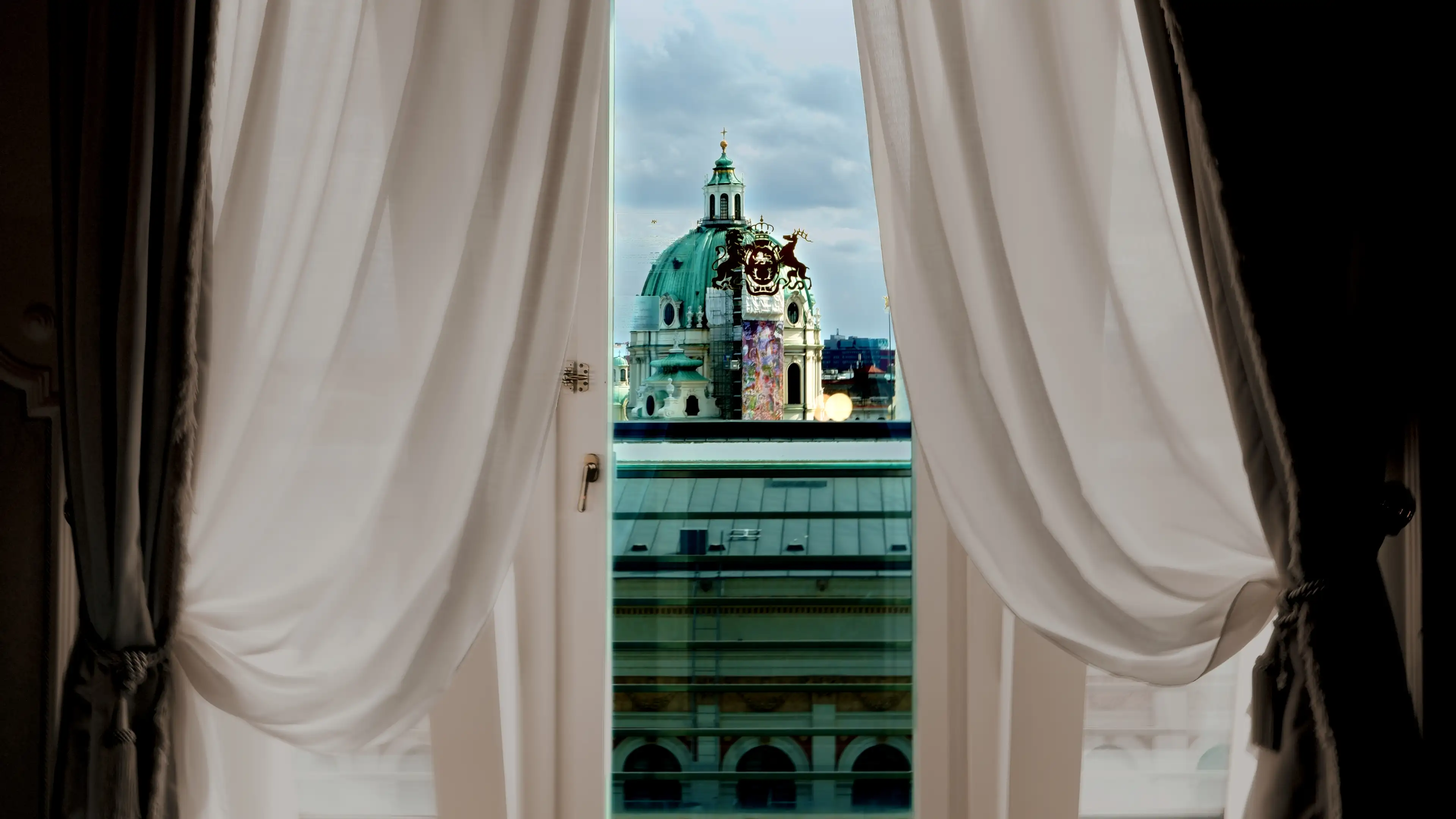 luxury travel photography drone imperial vienna suite
