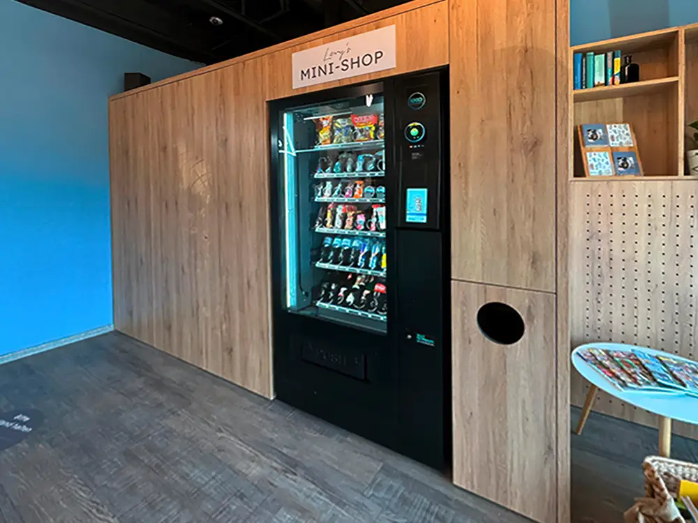 UKO hotel vending machine in use at Levy’s Rooms & Breakfast – Gallery image 1