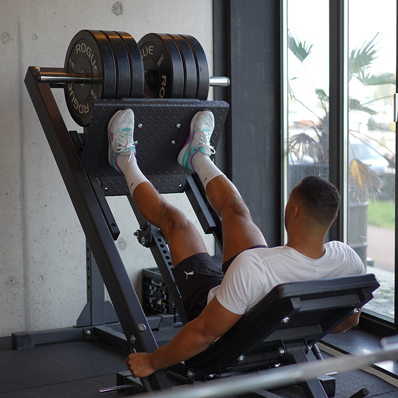 Leg press at Convoy Gym IJburg
