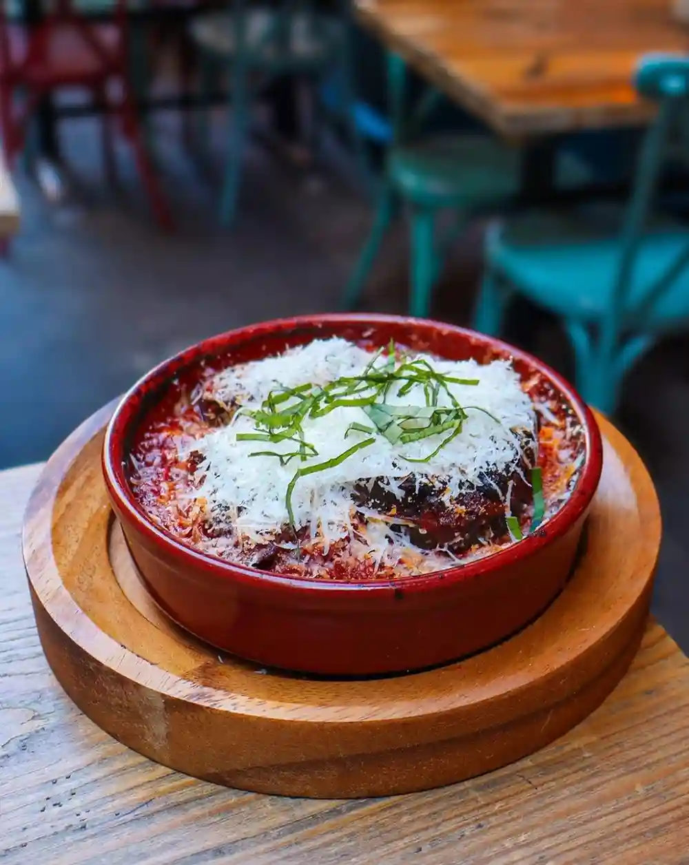 Who can resist a classic aubergine parmigina?

We certainly can't - head to the link in our bio if you feel the same way ❤️