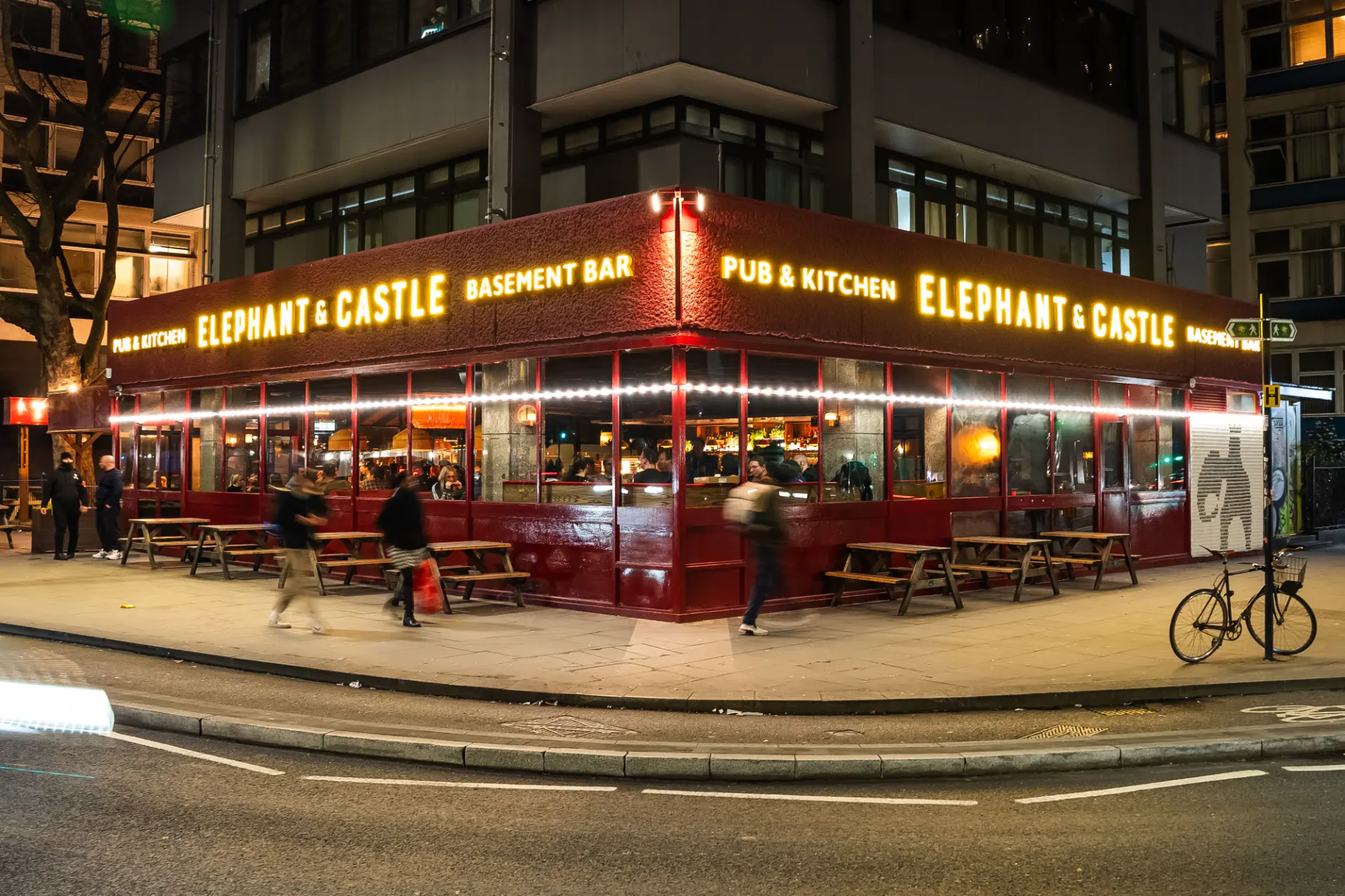 Nestled in the area since 1765, we are the go-to pub for all your pub needs. Join us for daytime pints and late night dancing. Our spacious open bar has plenty of space for giggling with friends and comfy velvet banquette seating when you need a bit of R&R or when it gets late, bring your dancing shoes and enjoy a night with us. At the Elephant & Castle we show all major sporting events from football to rugby and beyond, and our basement room is the best place in South East London for your late night party plans! We also host plenty of events from birthday celebrations to corporate drinks and family get togethers, so contact us today to see how the Elephant and Castle can help make your special occasion even more special.