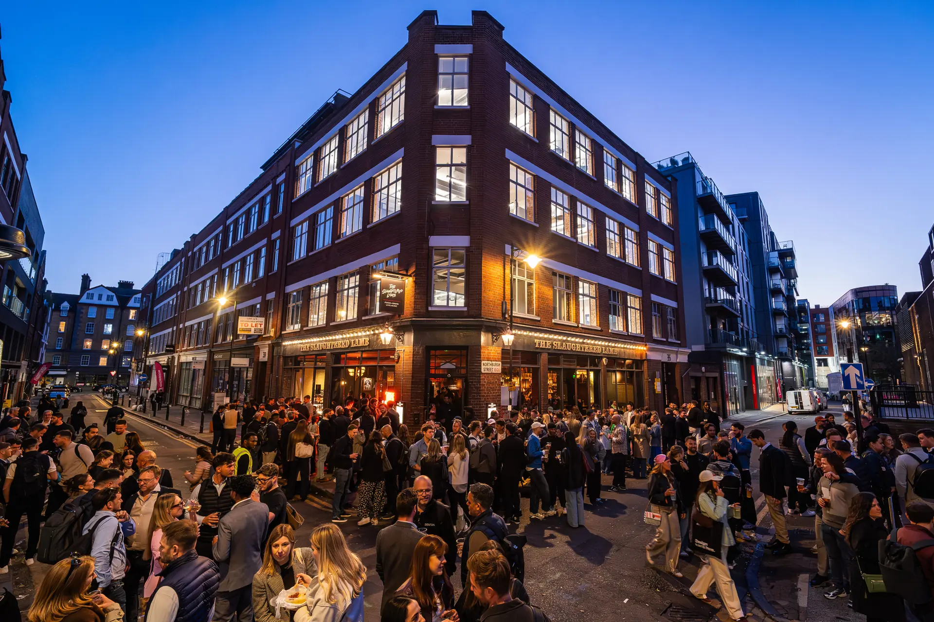 Live music gigs and comedy nights in our basement venue, with great food, craft beers, cocktails and more in our lounge bar in Clerkenwell.