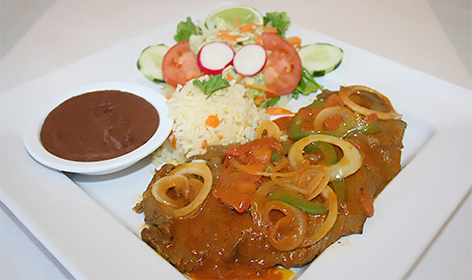 salvadoran steak with onions