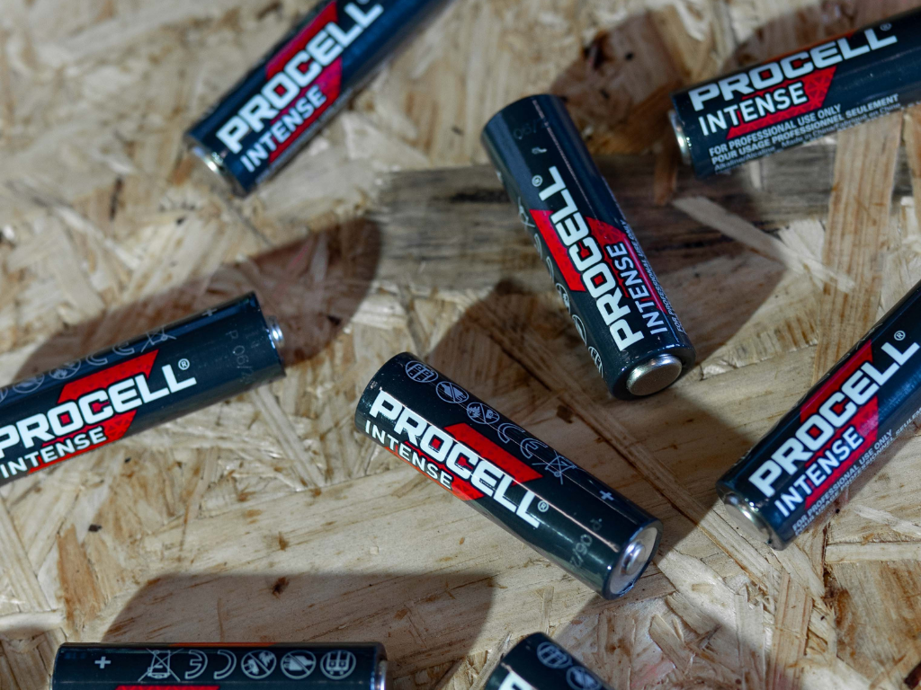 Primaire batterijen van Procell Intense