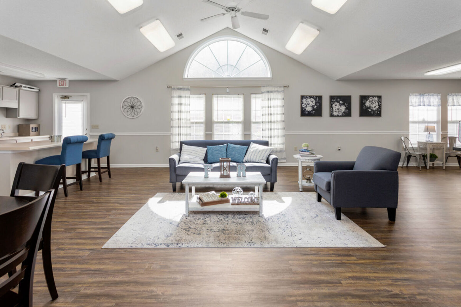 clubhouse with seating area