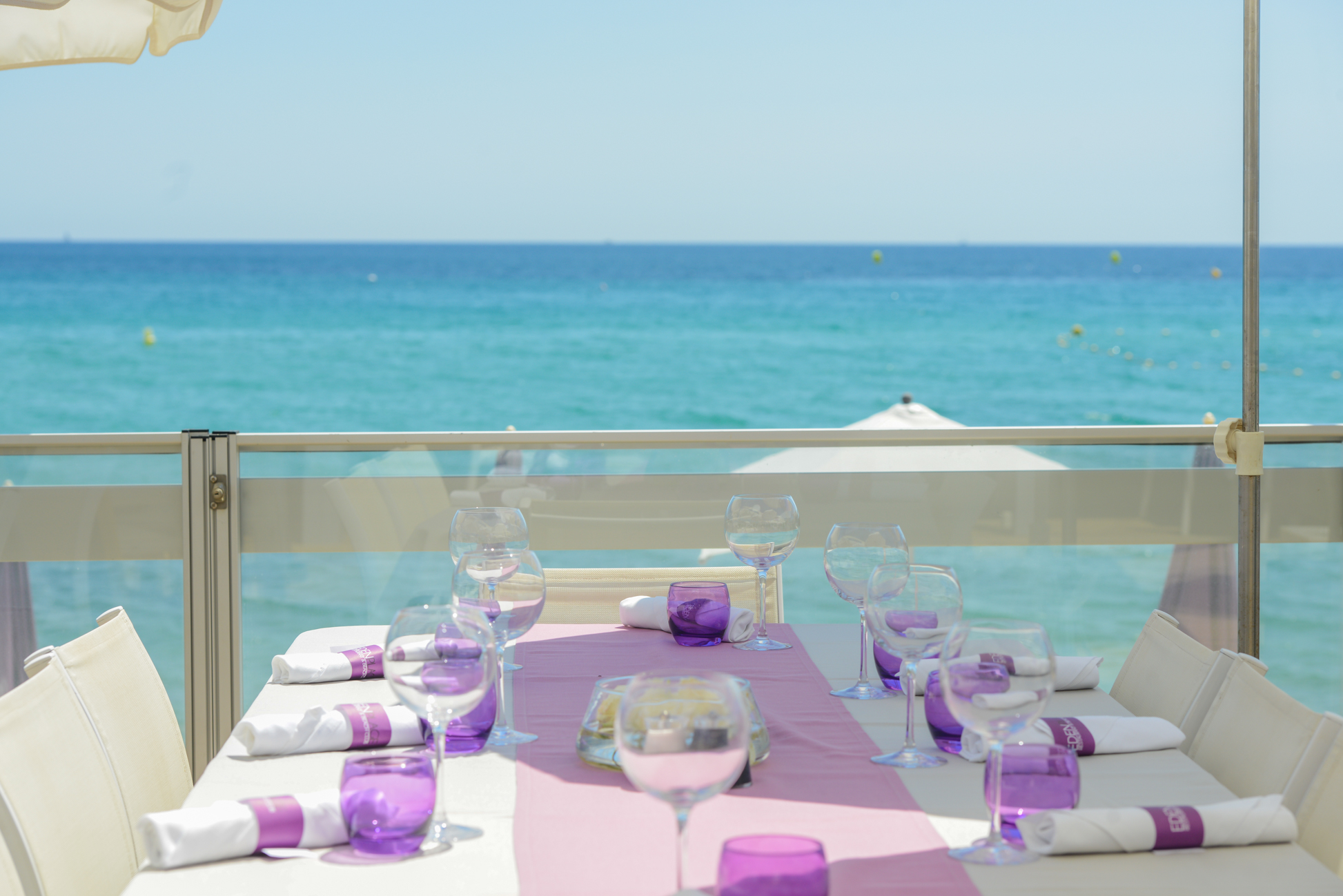 Table vue sur mer