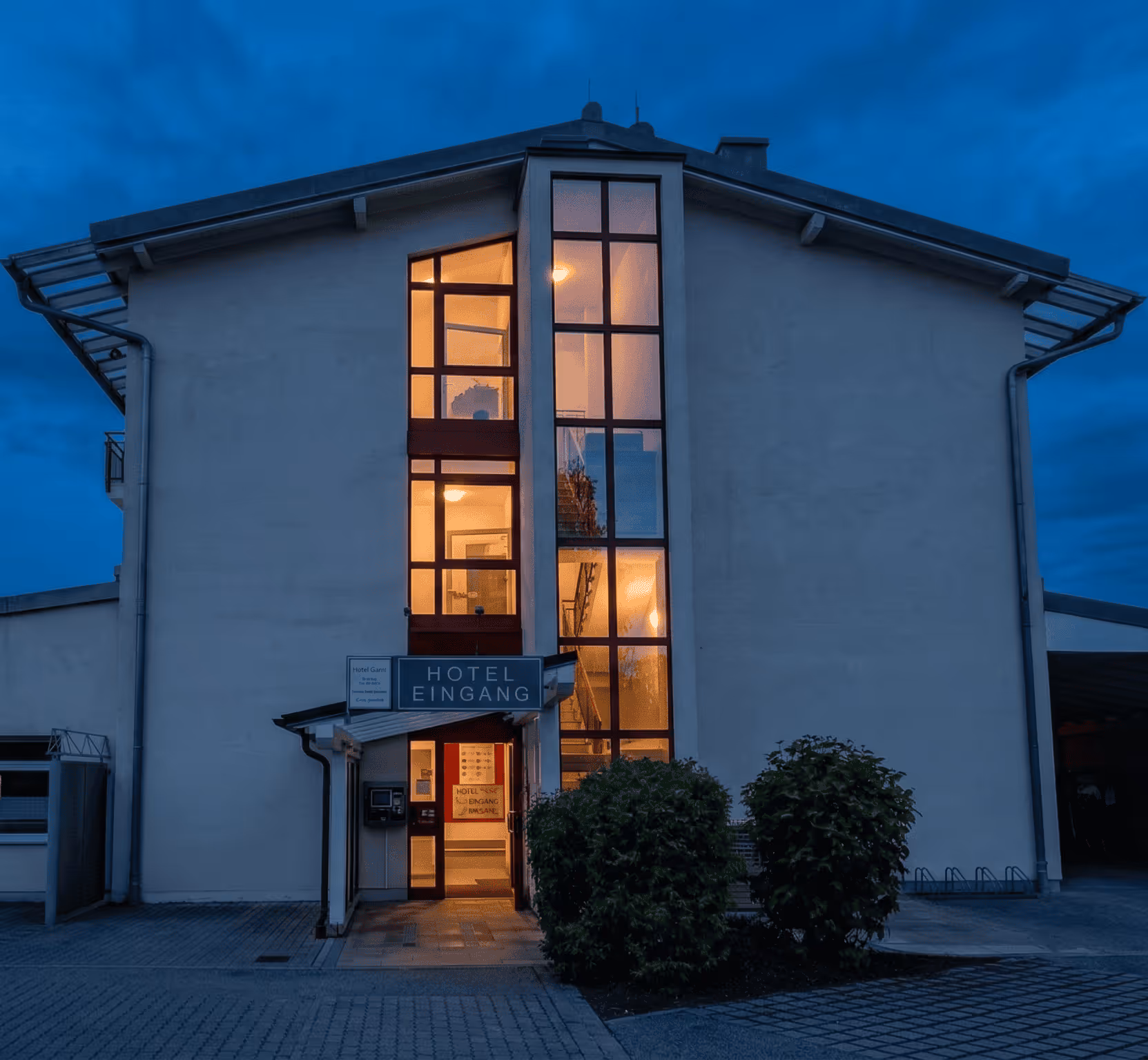 Außenansicht eines Premium-Hotels in Bayern. Ein diskretes Off-Market-Investmentobjekt für institutionelle Anleger.