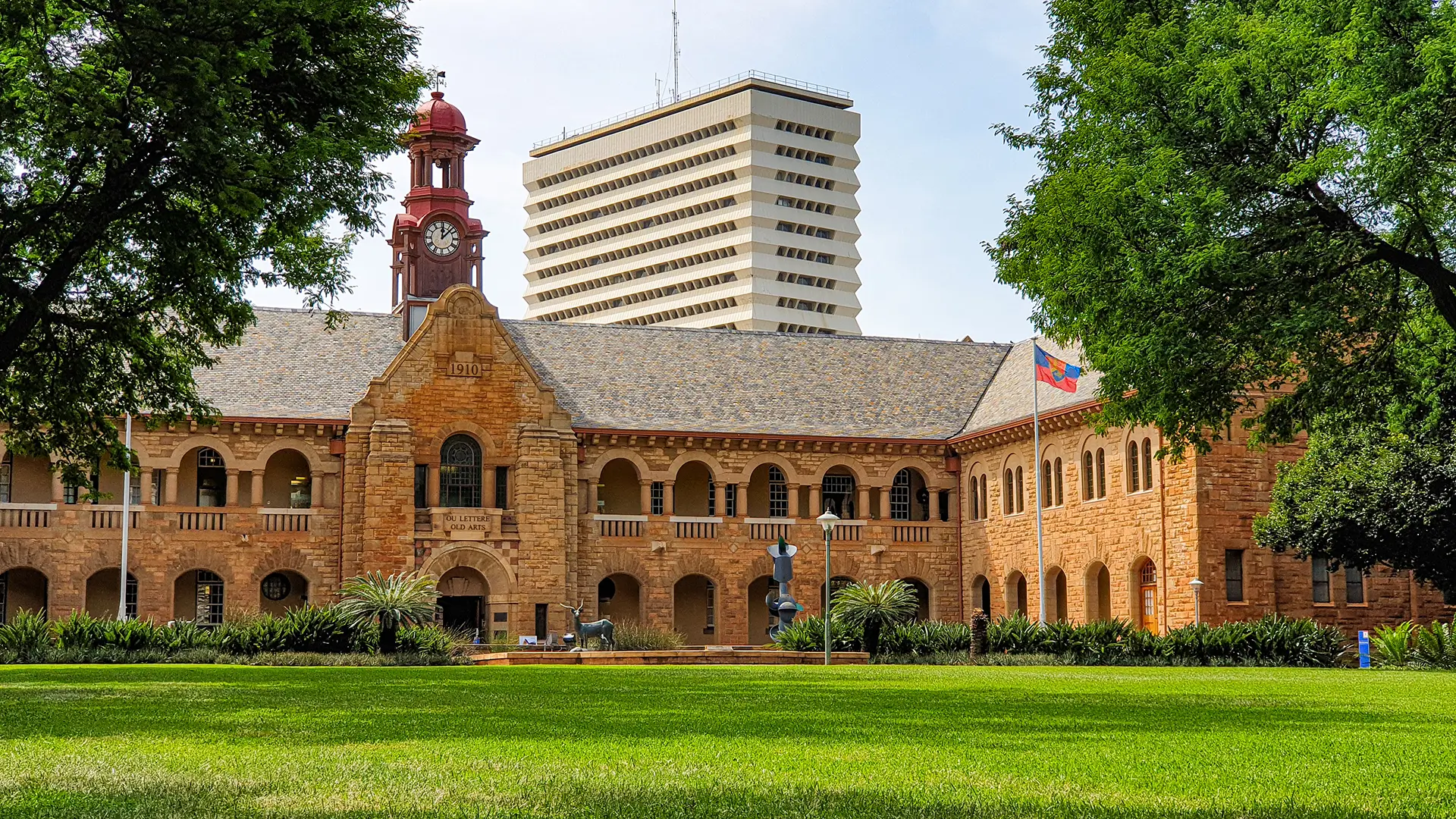 University of Pretoria (UP)