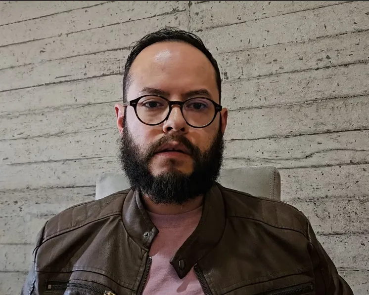 Portrait of Armando, Web Developer from Mexico