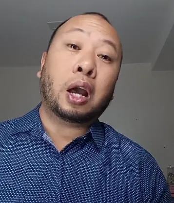 Portrait of Bernard, Customer Service Representative from Philippines