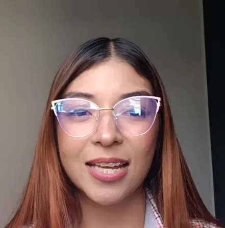 Portrait of Daniela, Virtual Assistant from Colombia