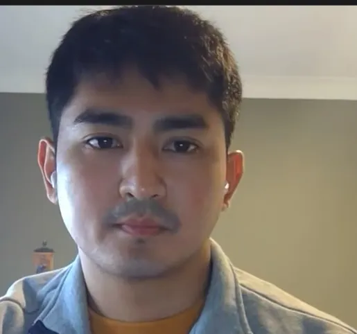 Portrait of Eric, Procurement Assistant from Philippines