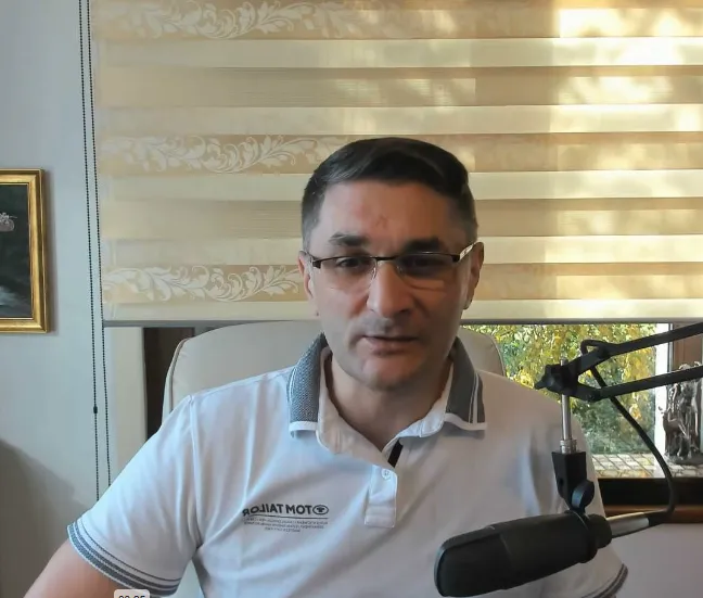 Portrait of Gelu, Full Stack Developer from Romania