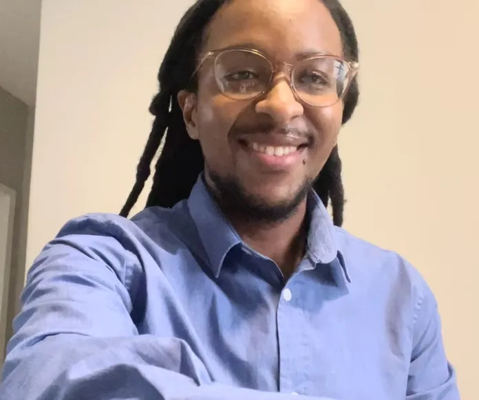 Portrait of Langelihle, Financial Analyst from South Africa