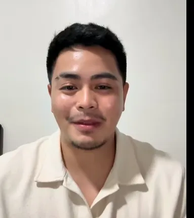 Portrait of Nomar, Social Media Manager from Philippines