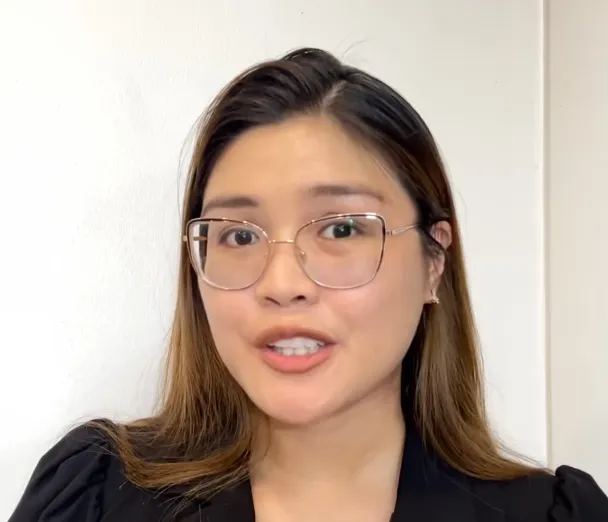 Portrait of Roselle, Financial Analyst from Philippines
