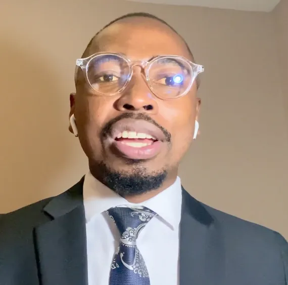 Portrait of Siviwe, Legal Assistant from South Africa